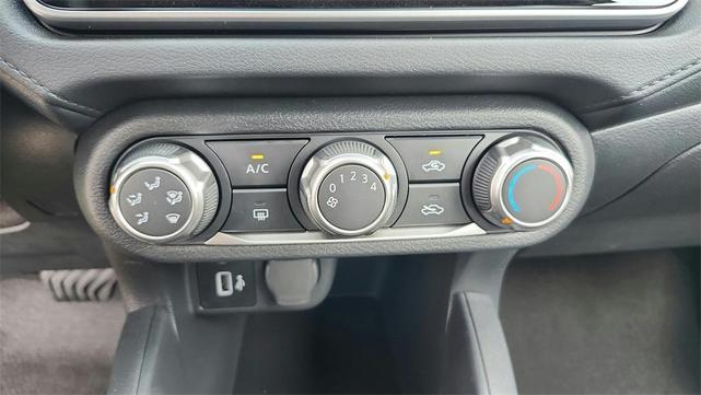 Photo of 2025 Black Nissan Versa