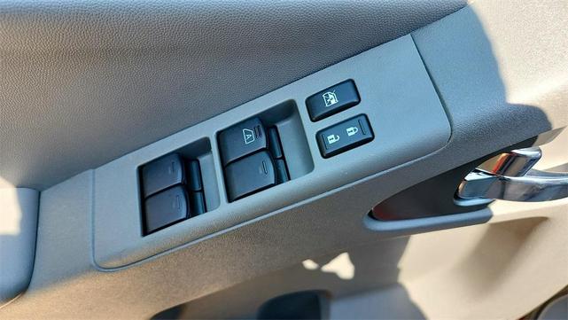 Photo of 2021 Red Nissan Frontier