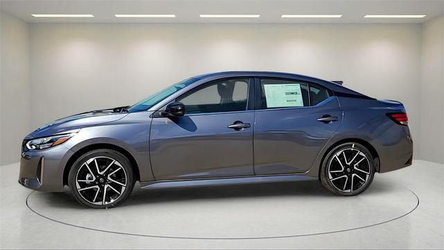 Photo of 2025 Gun Metallic Nissan Sentra