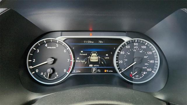 Photo of 2025 Gun Metallic Nissan Sentra