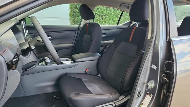 Photo of 2025 Gun Metallic Nissan Sentra