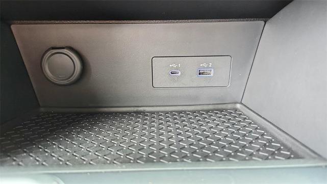 Photo of 2025 Gun Metallic Nissan Pathfinder