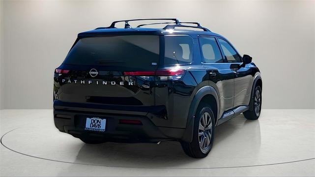 Photo of 2025 Black Nissan Pathfinder