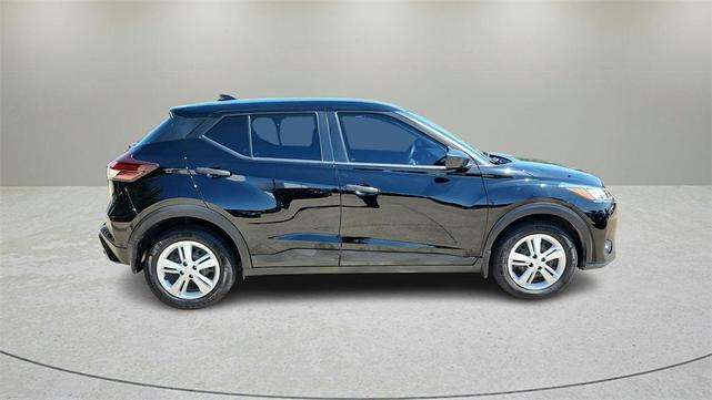 2023 Nissan Kicks