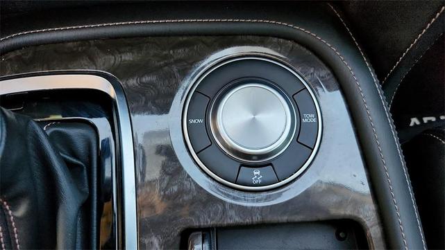 Photo of 2022 Black Nissan Armada