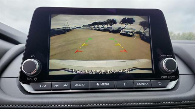 Photo of 2025 Everest White P Nissan Rogue