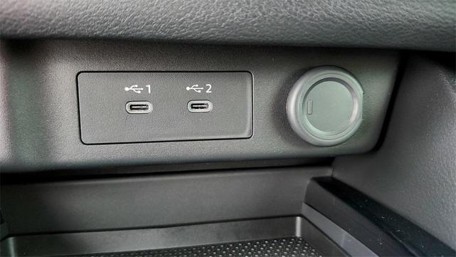 Photo of 2025 Everest White P Nissan Rogue