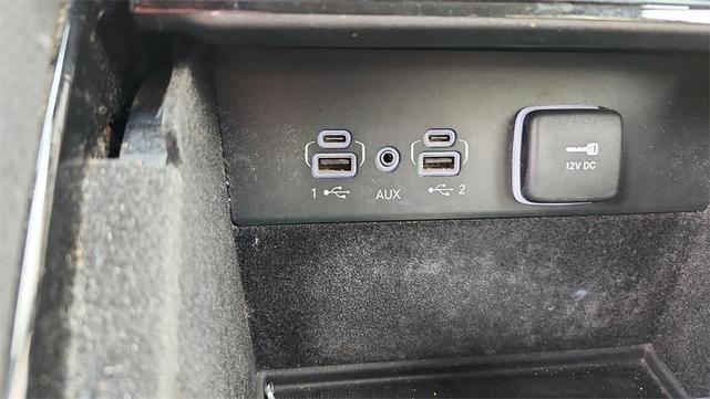 Photo of 2022 Bright White Clearcoat Jeep Grand Cherokee