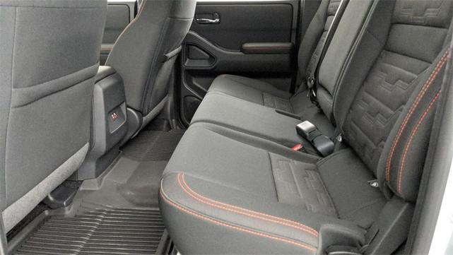 Photo of 2024 Boulder Gray Metallic Nissan Frontier
