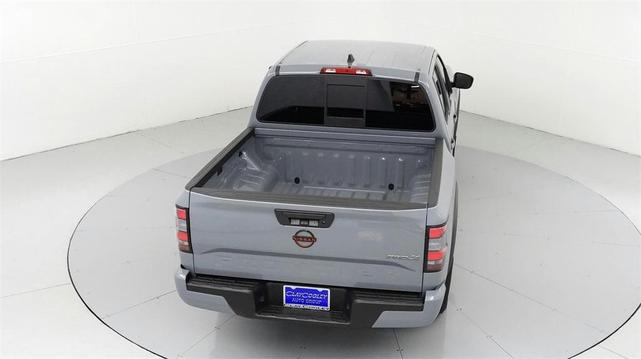 Photo of 2024 Boulder Gray Metallic Nissan Frontier