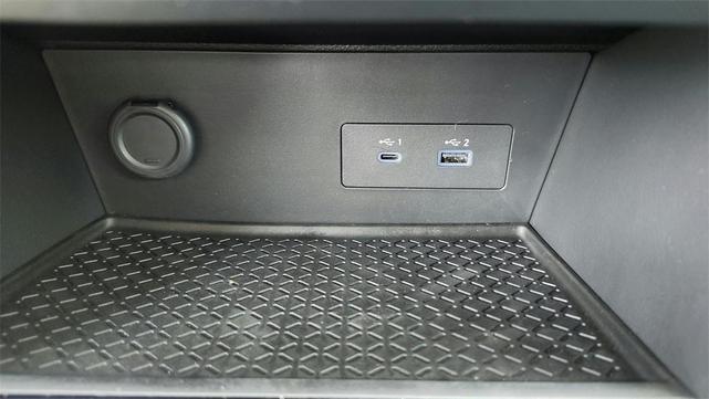 Photo of 2025 Gun Metallic Nissan Pathfinder