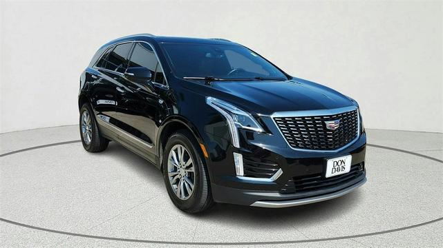 Photo of 2023 Stellar Black Metallic Cadillac XT5