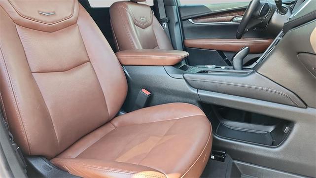 Photo of 2023 Stellar Black Metallic Cadillac XT5