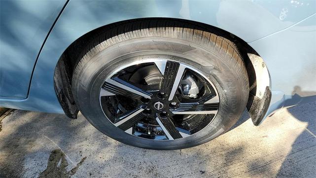 Photo of 2025 Atlantic Gray M Nissan Sentra