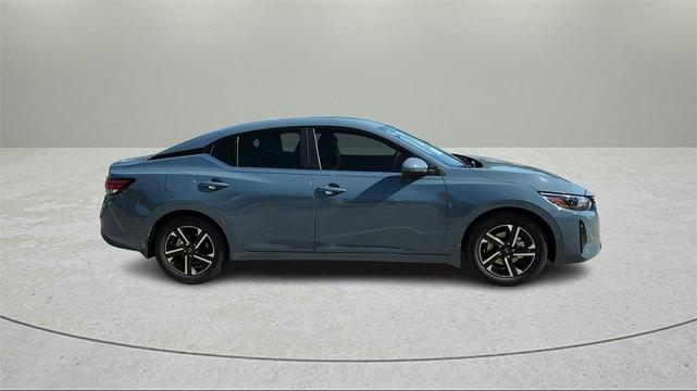 Photo of 2025 Atlantic Gray M Nissan Sentra