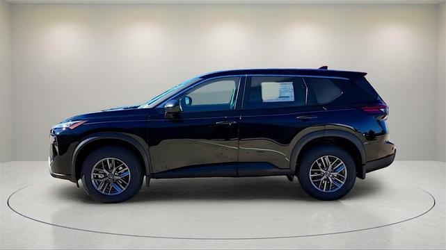 Photo of 2025 Black Nissan Rogue