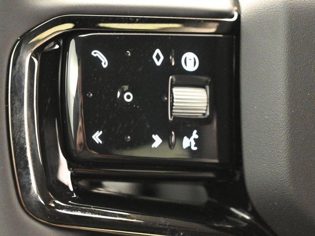 Photo of 2026 Fuji White Land Rover Range Rover Evoque