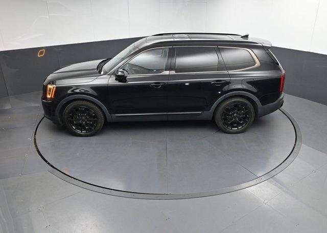 Photo of 2021 Ebony Black Kia Telluride