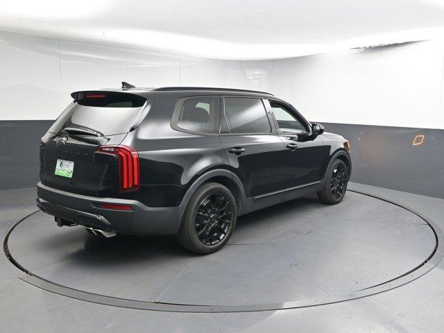 Photo of 2021 Ebony Black Kia Telluride