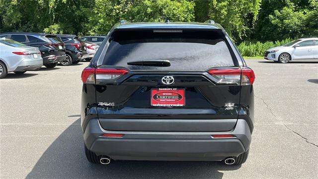 Photo of 2024 Midnight Black Metallic Toyota RAV4