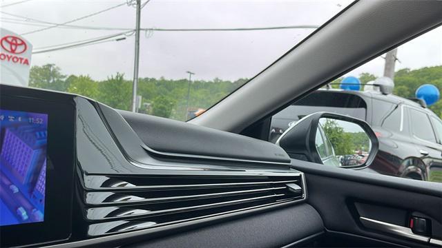 Photo of 2025 Celestial Silver Metallic Toyota Camry