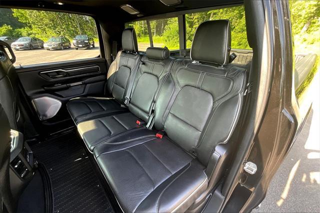 Photo of 2019 Diamond Black Crystal Pearlcoat RAM 1500