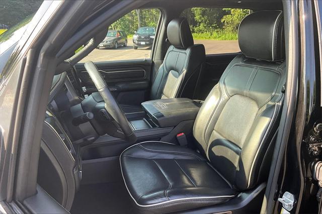 Photo of 2019 Diamond Black Crystal Pearlcoat RAM 1500