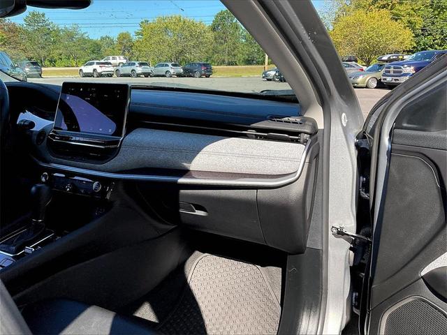 Photo of 2022 Billet Silver Metallic Clearcoat Jeep Compass