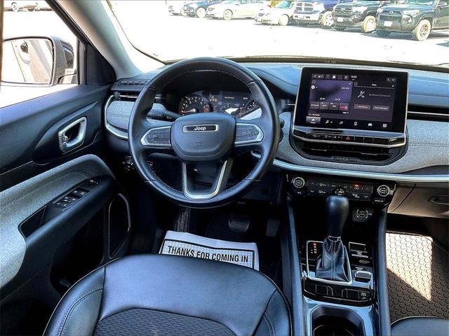 Photo of 2022 Billet Silver Metallic Clearcoat Jeep Compass