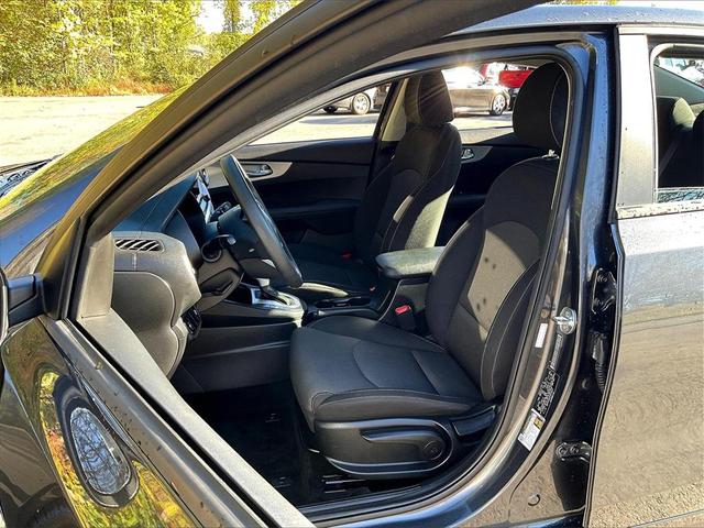 Photo of 2023 Gravity Gray Kia Forte