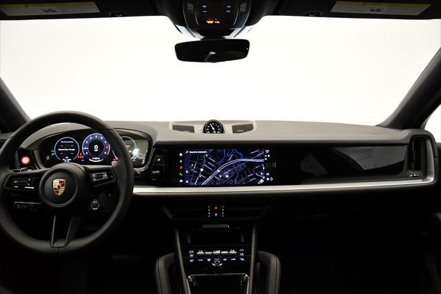 Photo of 2024 Arctic Grey Porsche Cayenne