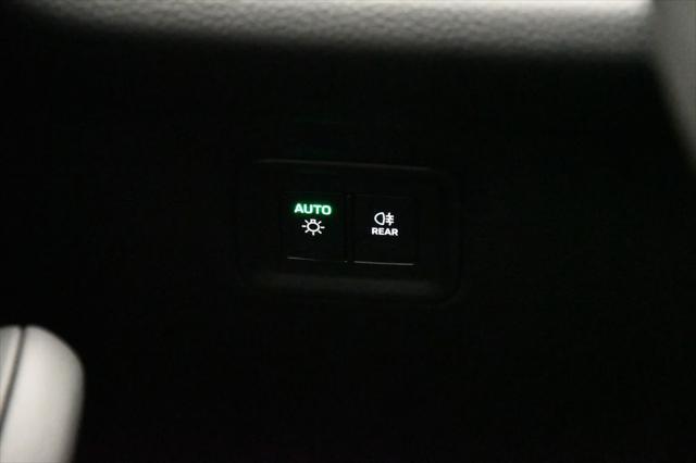 Photo of 2024 Arctic Grey Porsche Cayenne