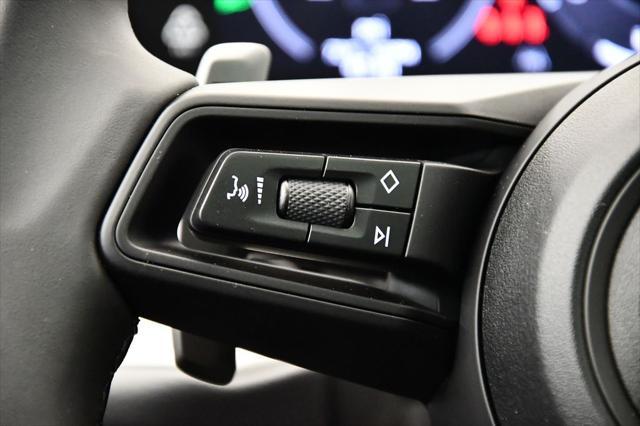 Photo of 2024 Arctic Grey Porsche Cayenne