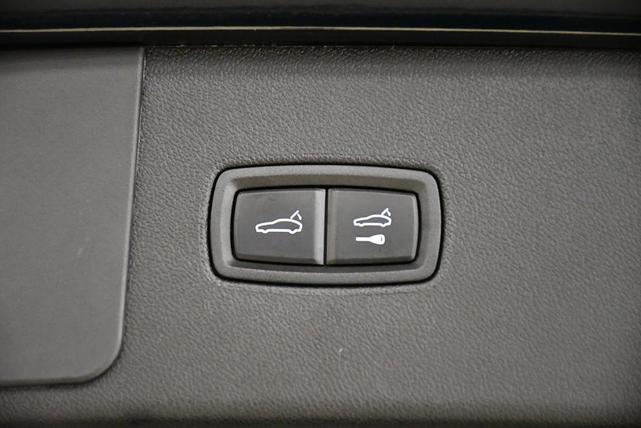 Photo of 2023 Moonlight Blue Porsche Cayenne