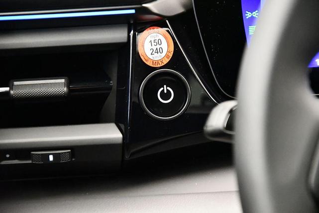 Photo of 2024 Porsche Macan