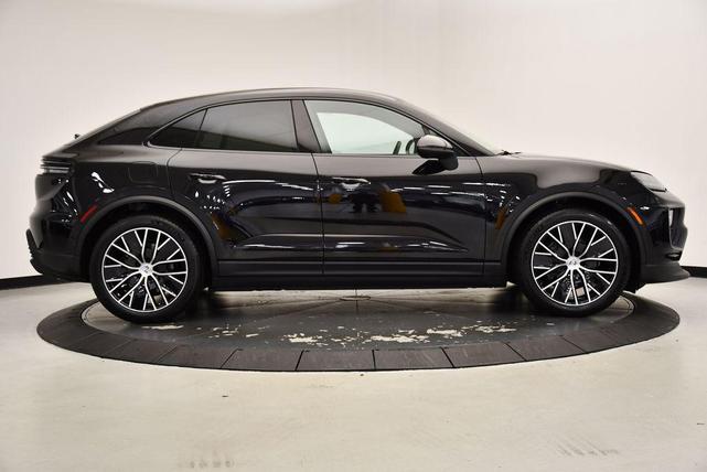 Photo of 2024 Porsche Macan