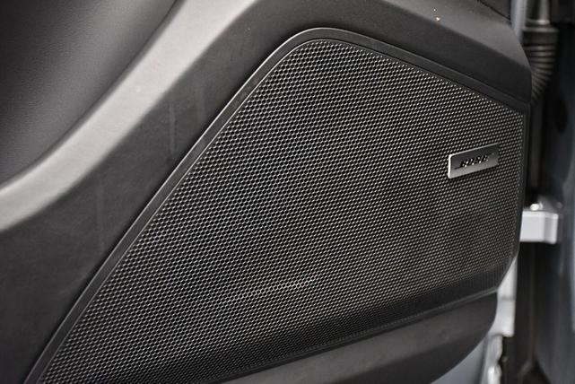 Photo of 2024 Dolomite Silver Metallic Porsche Cayenne