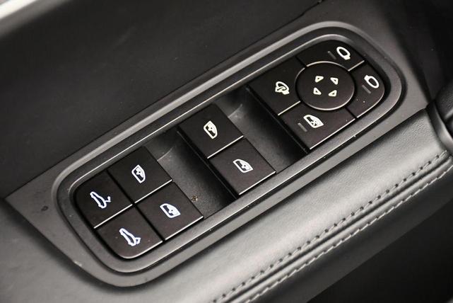 Photo of 2024 Dolomite Silver Metallic Porsche Cayenne