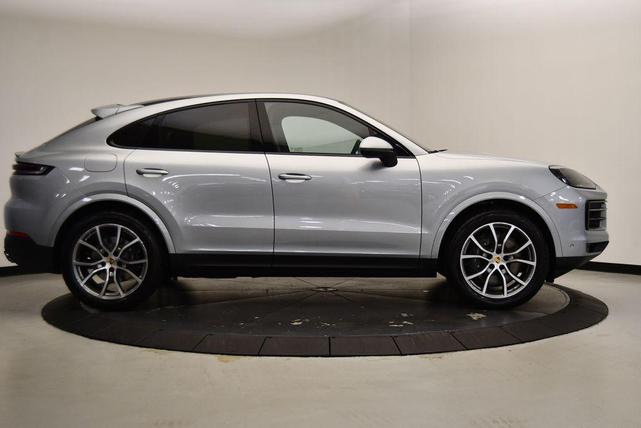 Photo of 2024 Dolomite Silver Metallic Porsche Cayenne