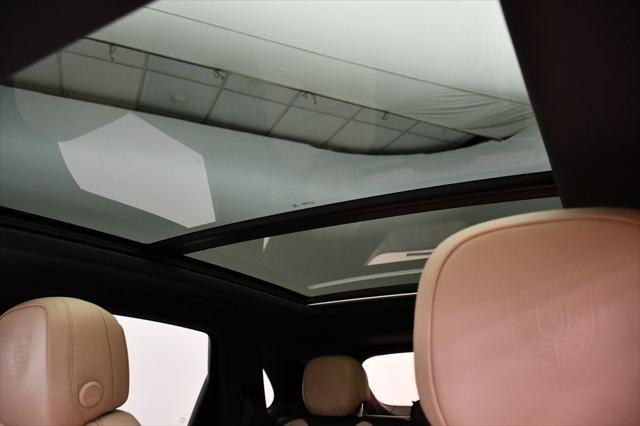 Photo of 2024 White Porsche Cayenne