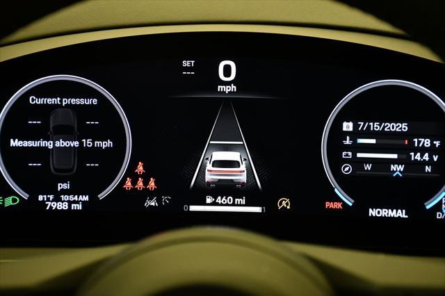 Photo of 2024 White Porsche Cayenne