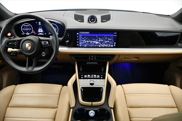 Photo of 2024 White Porsche Cayenne