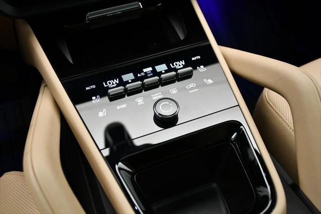 Photo of 2024 White Porsche Cayenne