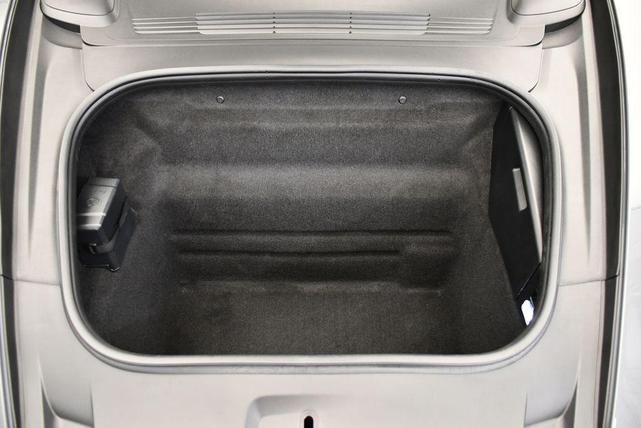 Photo of 2025 Slate Grey Neo Porsche 911