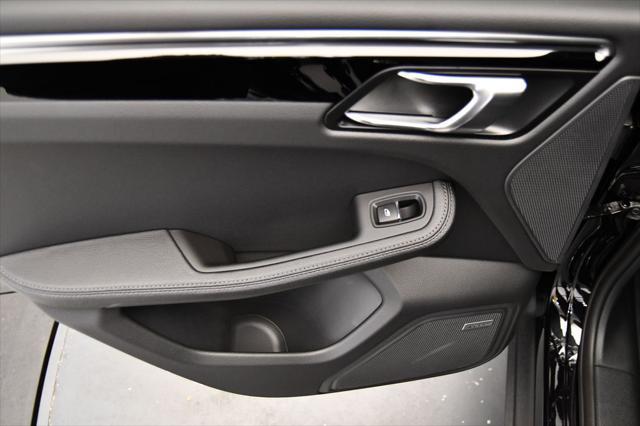 Photo of 2025 Black Porsche Macan
