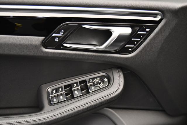 Photo of 2025 Black Porsche Macan