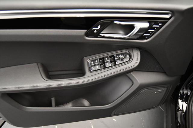 Photo of 2025 Black Porsche Macan