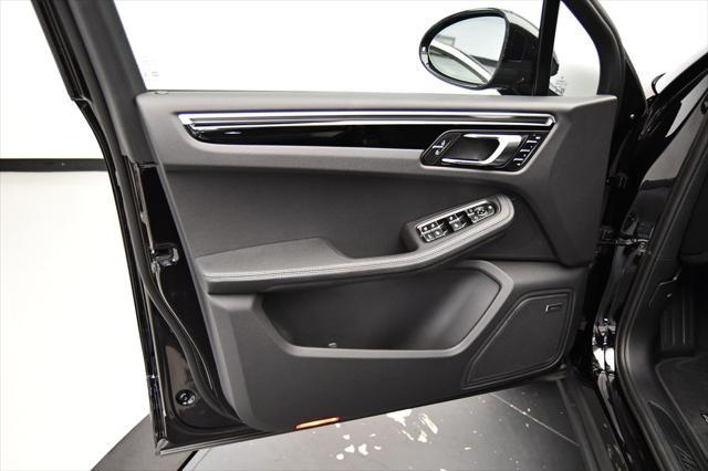 Photo of 2025 Black Porsche Macan