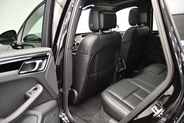 Photo of 2025 Black Porsche Macan
