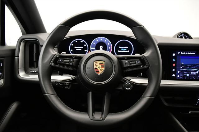 Photo of 2025 Chromite Black Metallic Porsche Cayenne